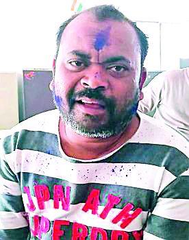 Slum Dada imprisoned for one year | झोपडपट्टी दादा एक वर्षासाठी तुरुंगात Slum Dada imprisoned for one year | झोपडपट्टी दादा एक वर्षासाठी तुरुंगात