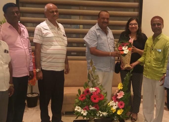 Free eye examination, glasses allotment camp today at Beed | बीड येथे आज मोफत नेत्र तपासणी, चष्मा वाटप शिबीर Free eye examination, glasses allotment camp today at Beed | बीड येथे आज मोफत नेत्र तपासणी, चष्मा वाटप शिबीर