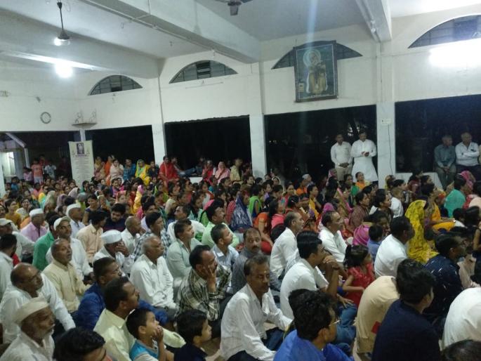 Display of short films on the Thousand corner | भगरीबाबांवर लघुपट प्रदर्शित Display of short films on the Thousand corner | भगरीबाबांवर लघुपट प्रदर्शित