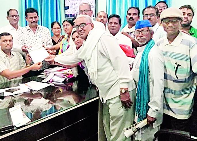 Do not EVM, ballot paper | ईव्हीएम नको, बॅलेट पेपरच हवा Do not EVM, ballot paper | ईव्हीएम नको, बॅलेट पेपरच हवा