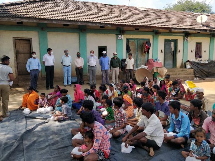 Municipal Corporation's Diwali on tribal padas | महापालिकेची दिवाळी आदिवासी पाड्यांवर Municipal Corporation's Diwali on tribal padas | महापालिकेची दिवाळी आदिवासी पाड्यांवर