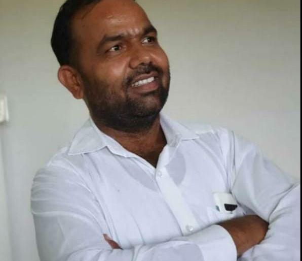 Deola stamp scam case mastermind surrenders to police |  देवळा मुद्रांक घोटाळा प्रकरणातील मुख्य सुत्रधार पोलिसांना शरण