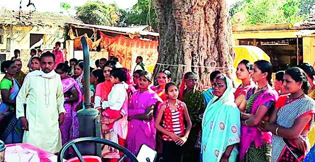 Ghagar Morcha on Nagar Panchayat | नगर पंचायतवर घागर मोर्चा Ghagar Morcha on Nagar Panchayat | नगर पंचायतवर घागर मोर्चा