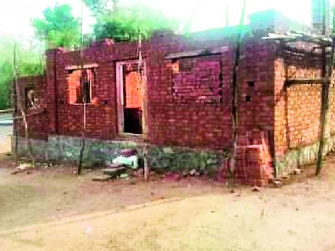 9 39 Beneficiaries denied the Gharkul Yojana | ९३९ लाभार्थी घरकुल योजनेपासून वंचित 9 39 Beneficiaries denied the Gharkul Yojana | ९३९ लाभार्थी घरकुल योजनेपासून वंचित