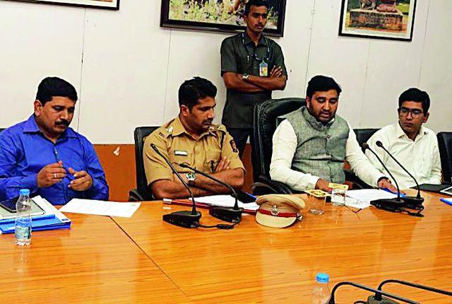 Resolve the question of minority communities in priority | अल्पसंख्यक समुदायांचे प्रश्न प्राधान्याने सोडवणार Resolve the question of minority communities in priority | अल्पसंख्यक समुदायांचे प्रश्न प्राधान्याने सोडवणार