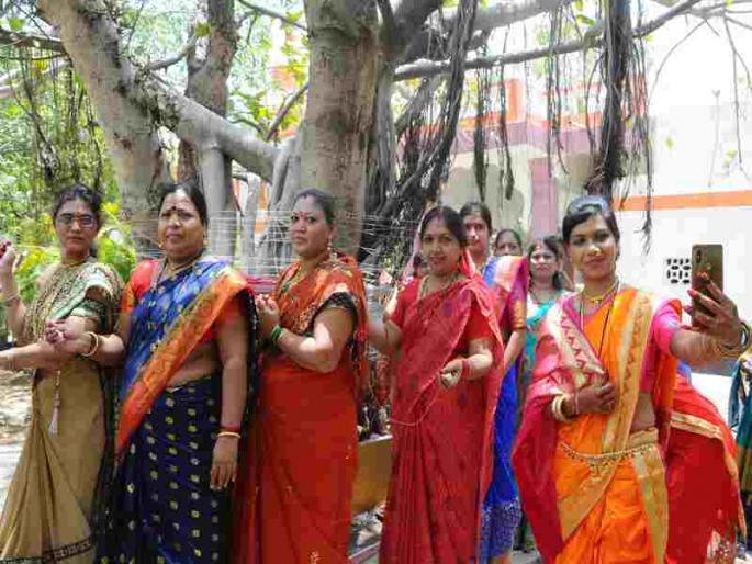 Celebrating Environmental Supplemental Pump | पर्यावरण पूरक वटपौर्णिमा साजरी Celebrating Environmental Supplemental Pump | पर्यावरण पूरक वटपौर्णिमा साजरी