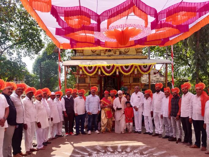 Departure of Sai Palkhi of Gajanan Mandal of Ghoti | घोटीच्या गजानन मंडळाच्या साई पालखीचे प्रस्थान Departure of Sai Palkhi of Gajanan Mandal of Ghoti | घोटीच्या गजानन मंडळाच्या साई पालखीचे प्रस्थान