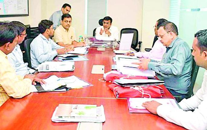 Set up the warehouse's work immediately | गोदामांची कामे तत्काळ मार्गी लावा