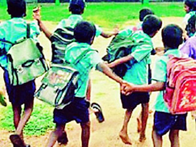 Crores of expenses for 25 thousand students | अडीच हजार विद्यार्थ्यांसाठी कोट्यवधींचा खर्च Crores of expenses for 25 thousand students | अडीच हजार विद्यार्थ्यांसाठी कोट्यवधींचा खर्च
