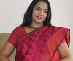 Lena Bansod deleted the crowd without reason | लीना बनसोड यांनी हटविली विनाकारण गर्दी : जिल्हा परिषदेचे आवार रिकामे Lena Bansod deleted the crowd without reason | लीना बनसोड यांनी हटविली विनाकारण गर्दी : जिल्हा परिषदेचे आवार रिकामे