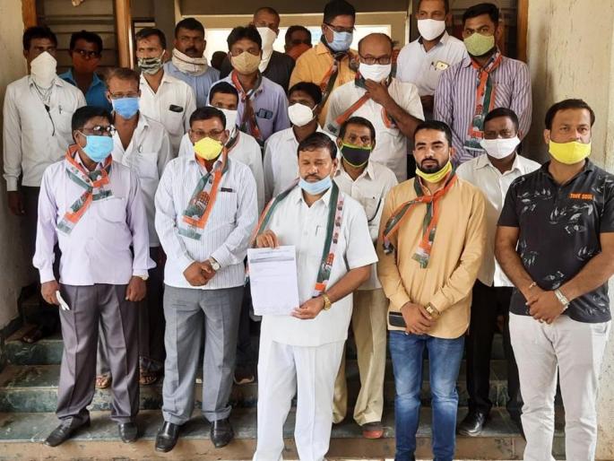 Congress aggressive over onion export ban | कांदा निर्यातबंदीमुळे काँग्रेस आक्रमक Congress aggressive over onion export ban | कांदा निर्यातबंदीमुळे काँग्रेस आक्रमक