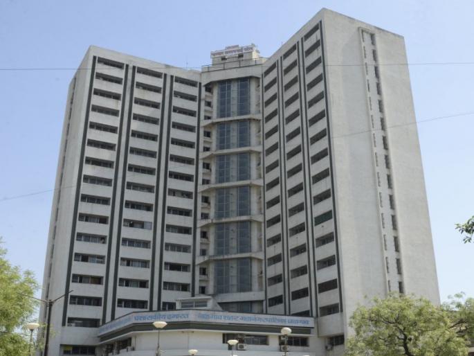 District Court rejects a petition against 54 lawyers' 81 b | ५४ वकीलांची ८१ ब विरोधातील याचिका जिल्हा न्यायालयाने फेटाळली District Court rejects a petition against 54 lawyers' 81 b | ५४ वकीलांची ८१ ब विरोधातील याचिका जिल्हा न्यायालयाने फेटाळली