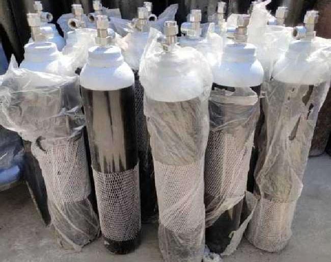 Suggestions for creation of Oxygen Center in District Hospital | जिल्हा रुग्णालयात आॅक्सिजन सेंटर निर्मितीच्या सूचना Suggestions for creation of Oxygen Center in District Hospital | जिल्हा रुग्णालयात आॅक्सिजन सेंटर निर्मितीच्या सूचना