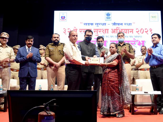 More deaths in road accidents than corona | कोरोनापेक्षा रस्ते अपघातात अधिक मृत्यु More deaths in road accidents than corona | कोरोनापेक्षा रस्ते अपघातात अधिक मृत्यु