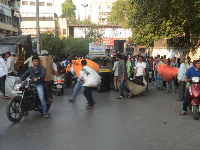 Pandit Venkatesh Kumar's wedding | पंडित व्यंकटेश कुमार यांची मैफल रंगली Pandit Venkatesh Kumar's wedding | पंडित व्यंकटेश कुमार यांची मैफल रंगली
