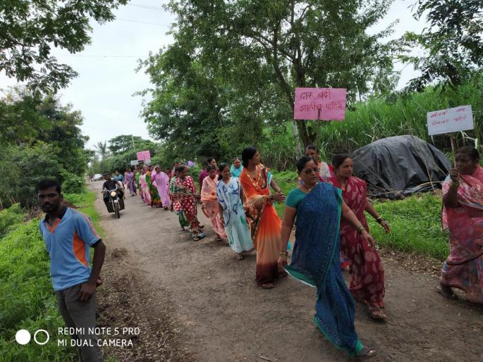 Sangli women attacked at illegal liquor base | अवैध दारू अड्ड्यावर सांगलीच्या महिलांचा हल्लाबोल