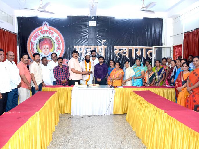 Sheikh to be the Vice-President of Satana | सटाणा उपनगराध्यक्षपदी शेख Sheikh to be the Vice-President of Satana | सटाणा उपनगराध्यक्षपदी शेख