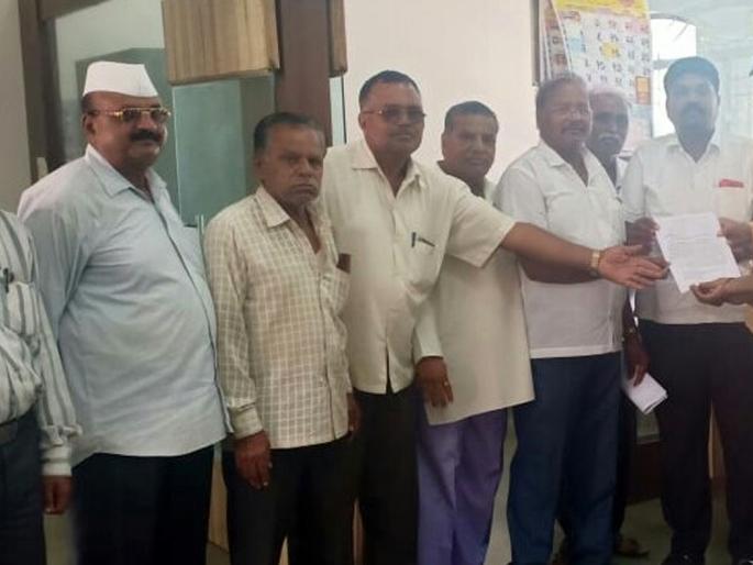 Due to the four-laning of Sinnar-Shirdi, the market of the Wavi market is in danger of being overwhelmed | सिन्नर-शिर्डी चौपदरीकरणामुळे वावीची बाजारपेठ उध्दवस्त होण्याची भीती