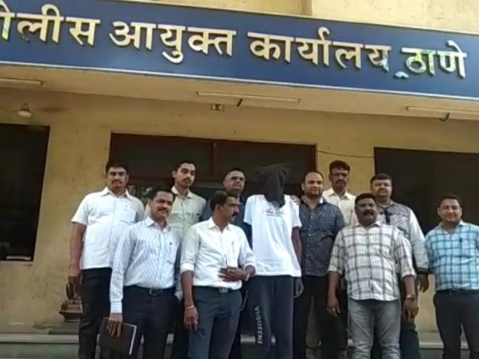 Dombivli murder case: The arrest of the absconding accused 12 years later | डोंबिवलीतील खूनाच्या गुन्हयातील फरारी आरोपीला १२ वर्षांनी अटक Dombivli murder case: The arrest of the absconding accused 12 years later | डोंबिवलीतील खूनाच्या गुन्हयातील फरारी आरोपीला १२ वर्षांनी अटक