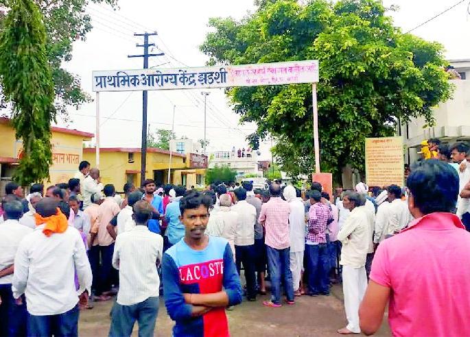 The doctor's negligence took the child's life | डॉक्टरांच्या हलगर्जीपणाने घेतला बालकाचा बळी The doctor's negligence took the child's life | डॉक्टरांच्या हलगर्जीपणाने घेतला बालकाचा बळी