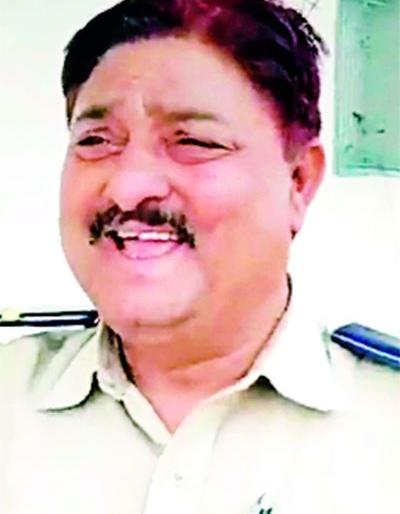 Death of a policeman on duty | कर्तव्यावर असलेल्या पोलीस शिपायाचा मृत्यू