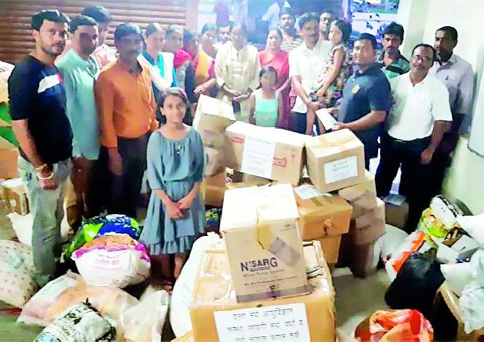 Six lakhs worth of material for flood victims | पूरग्रस्तांसाठी सहा लाखांचे साहित्य रवाना