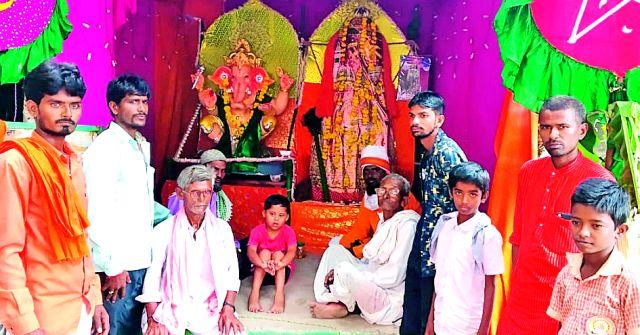 Under the same roof in Vidul, Ganpati and Moharram | Ganesh Chaturthi 2018; यवतमाळ जिल्ह्यात विडूळ येथे एकाच छताखाली गणपती आणि मोहरम