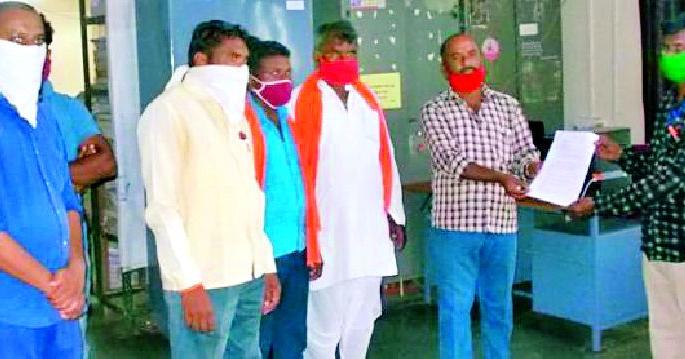 Elgar against the oppression of shepherds | मेंढपाळांवरील अत्याचाराविरुद्ध एल्गार Elgar against the oppression of shepherds | मेंढपाळांवरील अत्याचाराविरुद्ध एल्गार