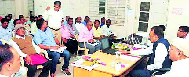 Reach the government plan to the last element | शासकीय योजना शेवटच्या घटकांपर्यंत पोहचवा