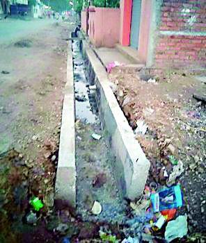 Government constructions also include scarcity of scarcity | शासकीय बांधकामांना भीषण टंचाईतही उधाण Government constructions also include scarcity of scarcity | शासकीय बांधकामांना भीषण टंचाईतही उधाण