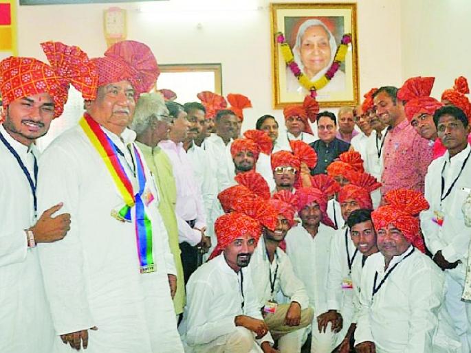 Study the mantra of Vidya, Vinay, Viveka | विद्या, विनय, विवेकाचा मंत्र जपा