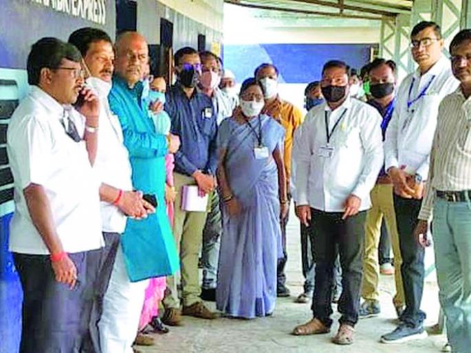 The PRC has taken a swipe at the officers and employees | ‘पीआरसी’ने घेतली अधिकारी व कर्मचाऱ्यांची झाडाझडती The PRC has taken a swipe at the officers and employees | ‘पीआरसी’ने घेतली अधिकारी व कर्मचाऱ्यांची झाडाझडती