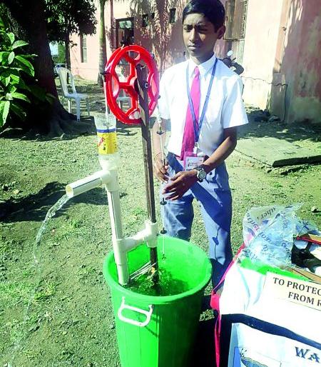 He has fond of science and research | संशोधनाचा ध्यास घेतलेला बालवैज्ञानिक
