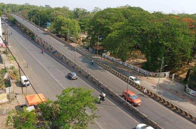 Chandrapur district is surrounded by a fire in the sun | सूर्याच्या आगीत होरपळतोय चंद्रपूर जिल्हा Chandrapur district is surrounded by a fire in the sun | सूर्याच्या आगीत होरपळतोय चंद्रपूर जिल्हा