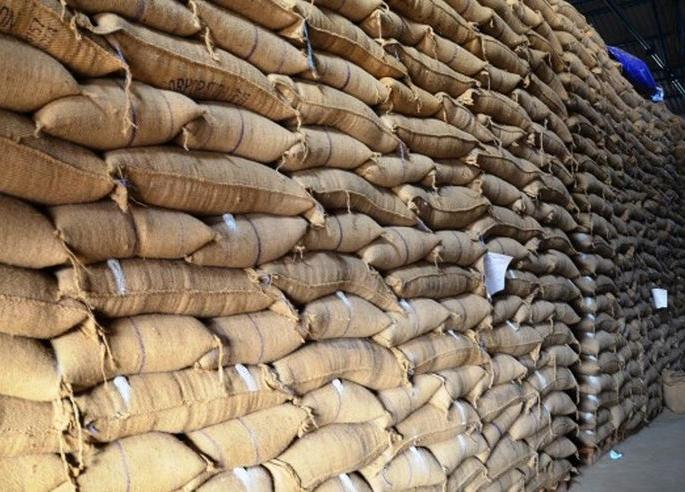Record of last 18 years in Gondia district to buy paddy procurement | गोंदिया जिल्ह्यातील धान खरेदी मोडणार मागील १८ वर्षांचा रेकार्ड Record of last 18 years in Gondia district to buy paddy procurement | गोंदिया जिल्ह्यातील धान खरेदी मोडणार मागील १८ वर्षांचा रेकार्ड