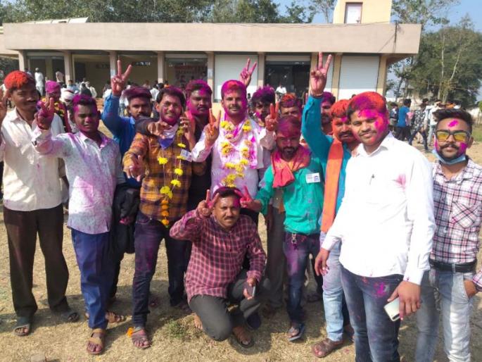 Horse race of Mahavikas Aghadi in Nagpur Gram Panchayat | Maharashtra Grampanchayat Election; नागपूर ग्रामपंचायतीत महाविकास आघाडीची घोडदौड Horse race of Mahavikas Aghadi in Nagpur Gram Panchayat | Maharashtra Grampanchayat Election; नागपूर ग्रामपंचायतीत महाविकास आघाडीची घोडदौड