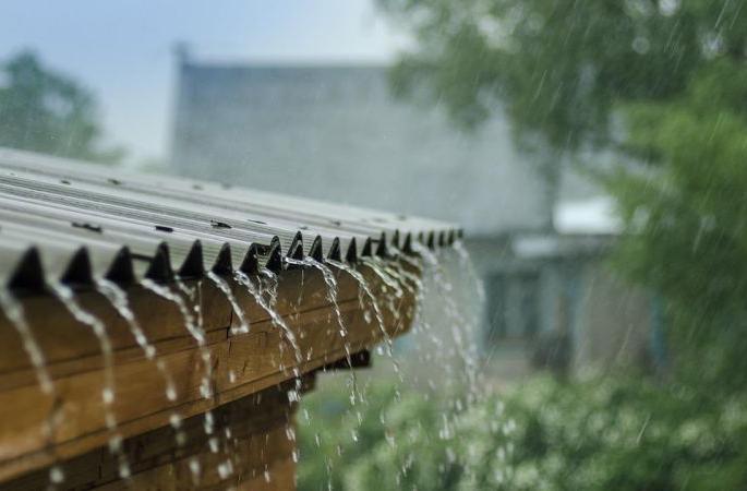 The strong presence of rain in the district suddenly | जिल्ह्यात अवकाळी पावसाची दमदार हजेरी The strong presence of rain in the district suddenly | जिल्ह्यात अवकाळी पावसाची दमदार हजेरी