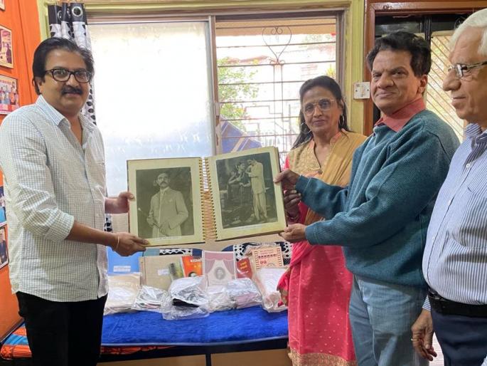 Preserve the value of Natashreshtha Jaishankar Danve to the National Film Museum | नटश्रेष्ठ जयशंकर दानवे यांचा अमूल्य ठेवा राष्ट्रीय चित्रपट संग्रहालयाकडे सुपूर्द Preserve the value of Natashreshtha Jaishankar Danve to the National Film Museum | नटश्रेष्ठ जयशंकर दानवे यांचा अमूल्य ठेवा राष्ट्रीय चित्रपट संग्रहालयाकडे सुपूर्द