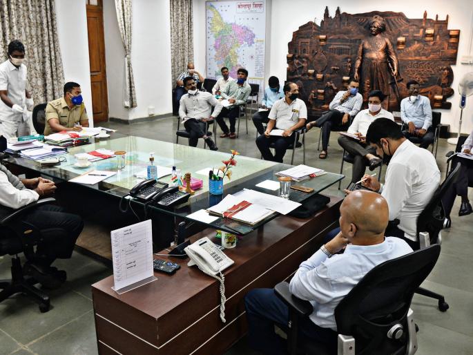 Citizens will be evacuated at 39 feet water level | ३९ फूट पाणीपातळीवर नागरिकांचे स्थलांतर करणार Citizens will be evacuated at 39 feet water level | ३९ फूट पाणीपातळीवर नागरिकांचे स्थलांतर करणार