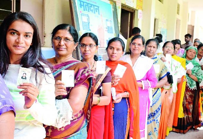 Lok Sabha Election 2019; Mercury 41, voting 61% | Lok Sabha Election 2019; पारा ४१, मतदान ६१% Lok Sabha Election 2019; Mercury 41, voting 61% | Lok Sabha Election 2019; पारा ४१, मतदान ६१%