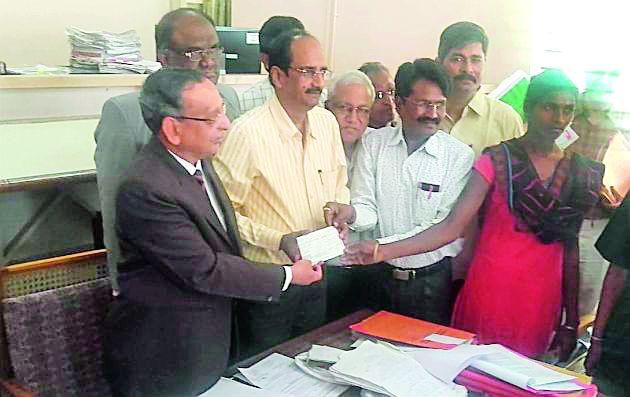 1214 cases were settled, cash settlement of 2.5 crores | १२१४ प्रकरणे निकाली, साडेपाच कोटींच्या रोखीची तडजोड