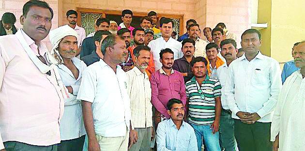 Ravi Rana's acquitted of 39 innocent farmers | रवी राणा यांच्यासह ३९ शेतकऱ्यांची निर्दोष मुक्तता Ravi Rana's acquitted of 39 innocent farmers | रवी राणा यांच्यासह ३९ शेतकऱ्यांची निर्दोष मुक्तता