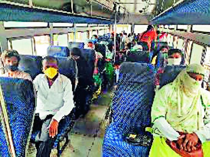 Now Lalpari started running at full capacity | आता लालपरी धावू लागली पूर्ण क्षमतेने Now Lalpari started running at full capacity | आता लालपरी धावू लागली पूर्ण क्षमतेने