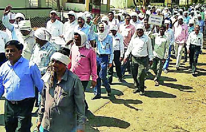 Front of the Higher Education Directorate | उच्चशिक्षण सहसंचालक कार्यालयावर मोर्चा Front of the Higher Education Directorate | उच्चशिक्षण सहसंचालक कार्यालयावर मोर्चा