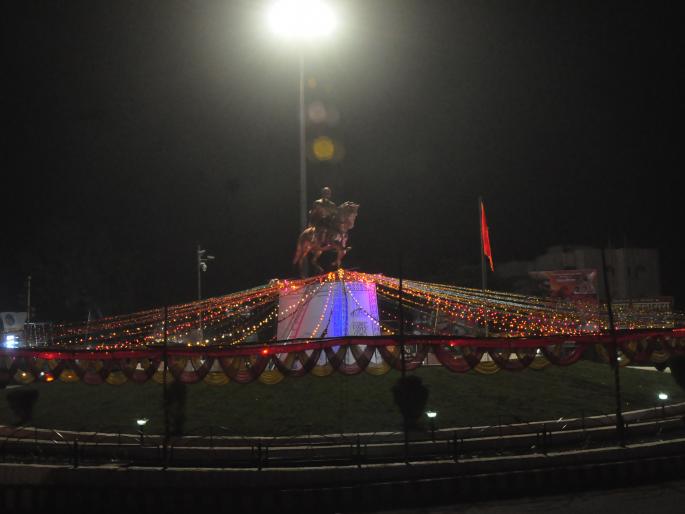 Shivpramy ready for Shiv Janmotsav in Beed | बीडमध्ये शिवजन्मोत्सवासाठी शिवप्रेमी सज्ज Shivpramy ready for Shiv Janmotsav in Beed | बीडमध्ये शिवजन्मोत्सवासाठी शिवप्रेमी सज्ज