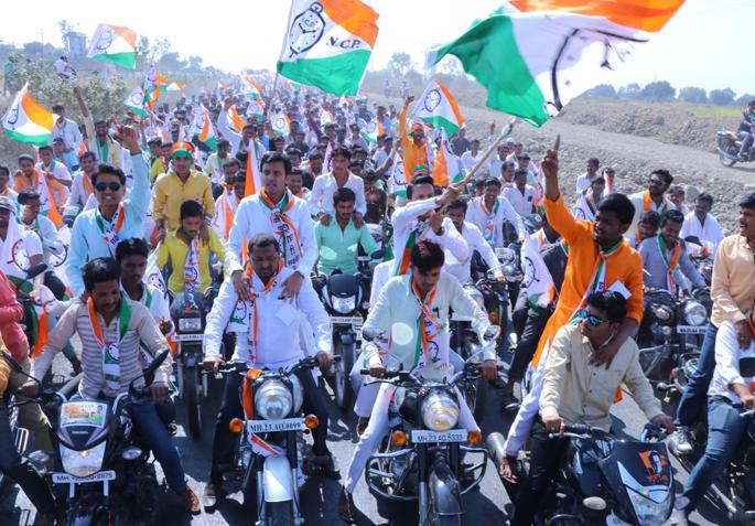 Emergency situation in the country and in the state | देशात आणि राज्यात आणीबाणीची परिस्थिती Emergency situation in the country and in the state | देशात आणि राज्यात आणीबाणीची परिस्थिती