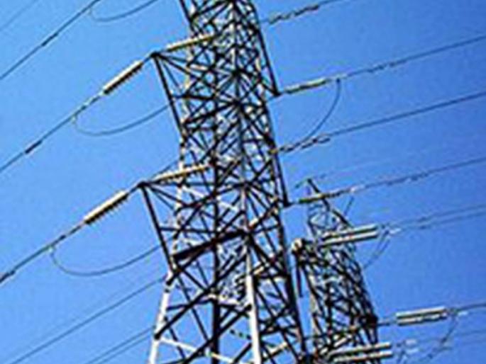 Load of 48 villages on a single power line | ४८ गावांचा भार एकाच वीज वाहिणीवर Load of 48 villages on a single power line | ४८ गावांचा भार एकाच वीज वाहिणीवर