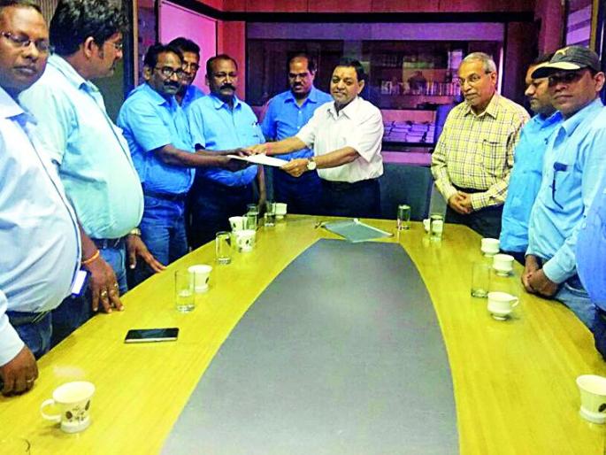 The contract for the sunflag workers was released | सनफ्लॅग कामगारांचा कराराचा तिढा सुटला The contract for the sunflag workers was released | सनफ्लॅग कामगारांचा कराराचा तिढा सुटला