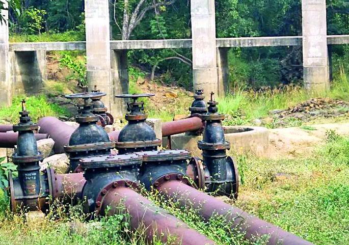 Rehabilitated Village Irrigation Scheme | पुनर्वसित गावाची सिंचन योजना रखडली Rehabilitated Village Irrigation Scheme | पुनर्वसित गावाची सिंचन योजना रखडली