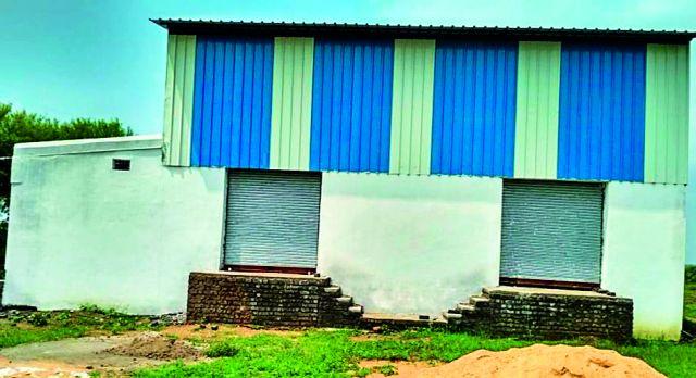 Fill the path of agricultural supplement business for 1.5 thousand farmers | दीड हजार शेतकऱ्यांच्या कृषी पूरक व्यवसायाचा मार्ग मोकळा Fill the path of agricultural supplement business for 1.5 thousand farmers | दीड हजार शेतकऱ्यांच्या कृषी पूरक व्यवसायाचा मार्ग मोकळा